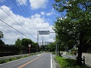 総合体育館から来た場合の正門前標識
